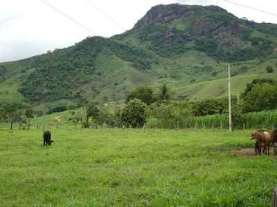 PEDRA DA PENHA..A MAGESTOSA, POR AROLDO MENDES FIGUEIREDO - VARGEM ALEGRE - MG